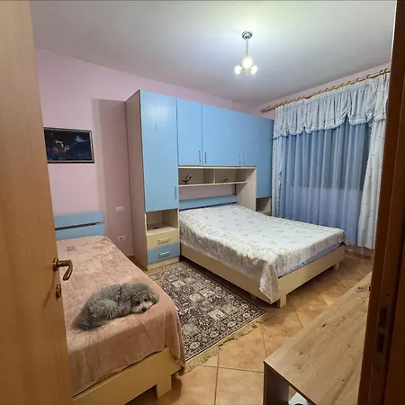 Seaside Near Shkembi Kavajes Apartman *
