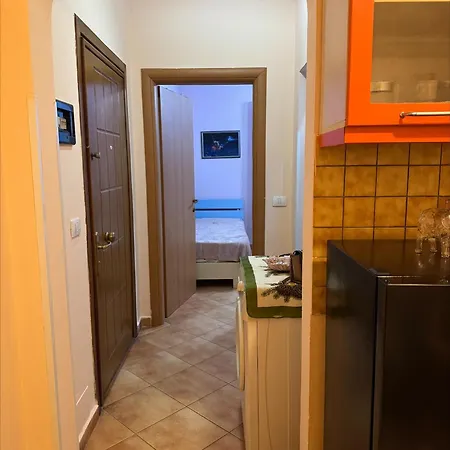 Apartment Seaside Near Shkembi Kavajes